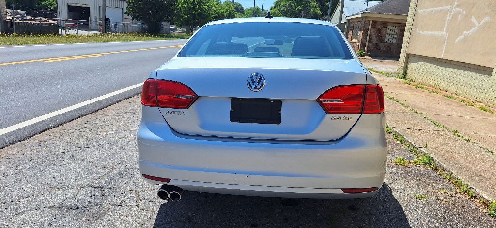 2013 Volkswagen Jetta Image 3