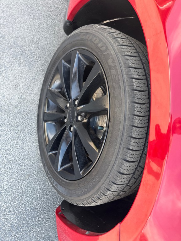 2014 Dodge Avenger Image 3