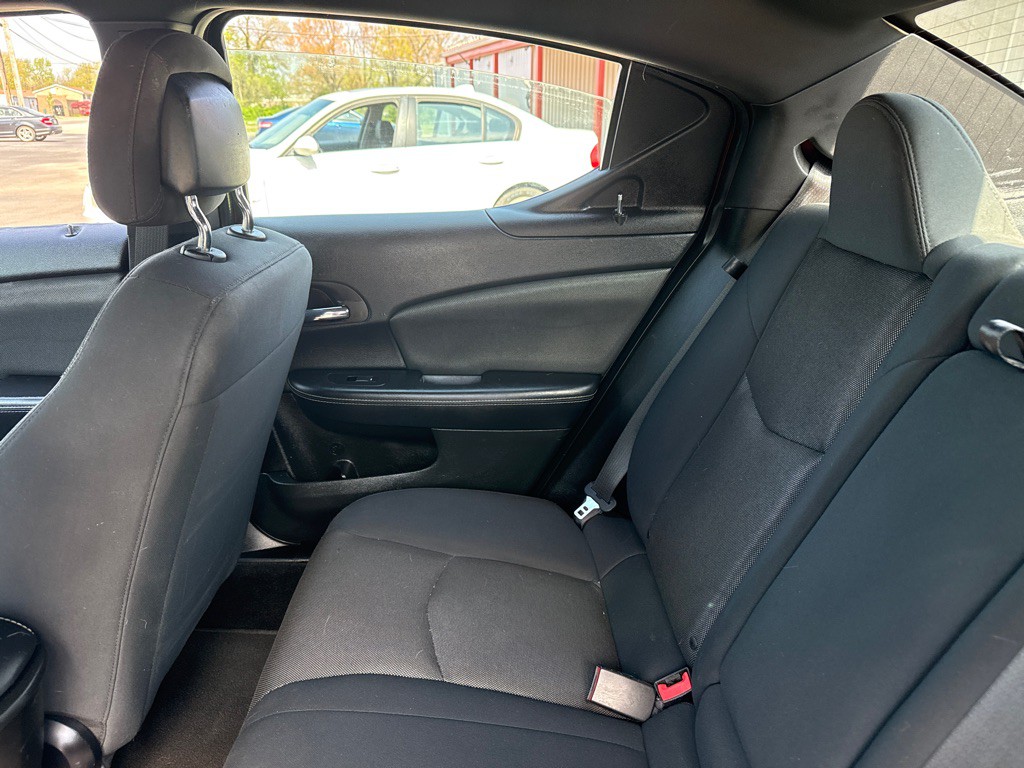 2014 Dodge Avenger Image 7