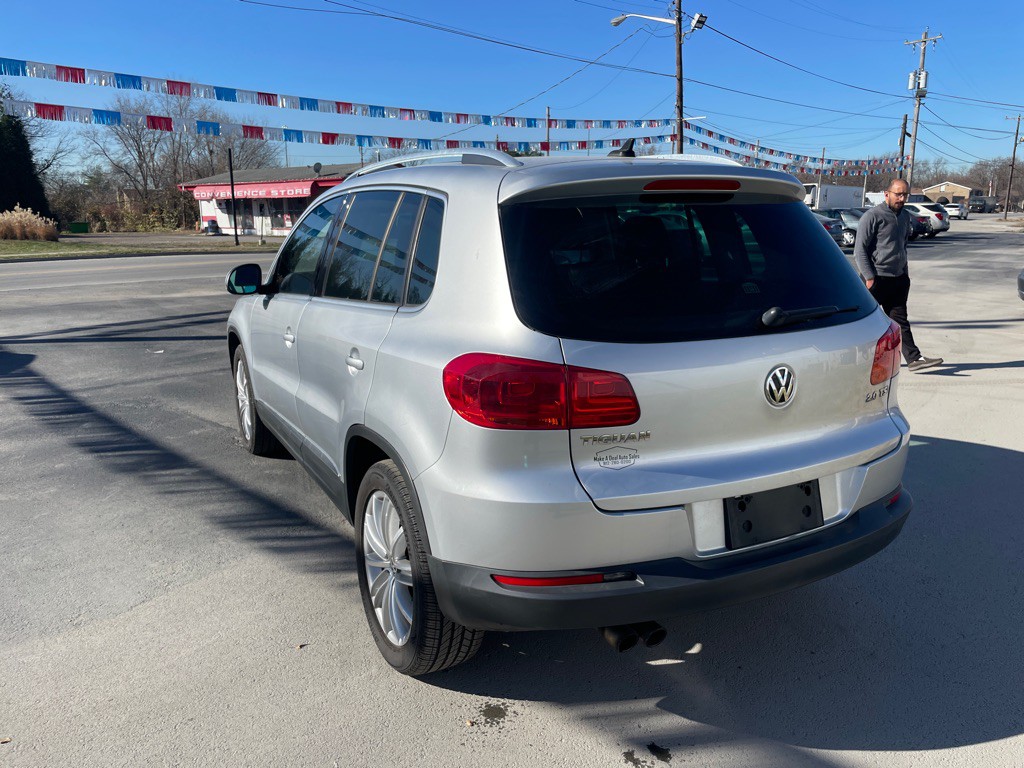 2012 Volkswagen Tiguan Image 3