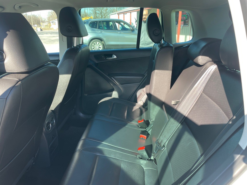 2012 Volkswagen Tiguan Image 4