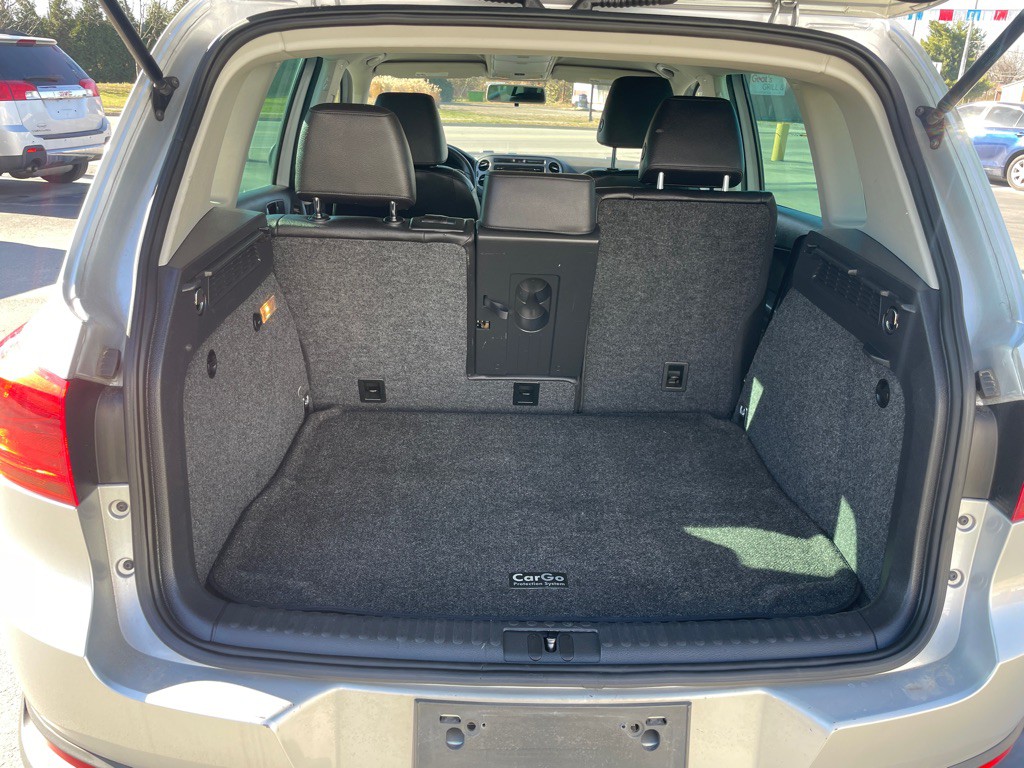 2012 Volkswagen Tiguan Image 8