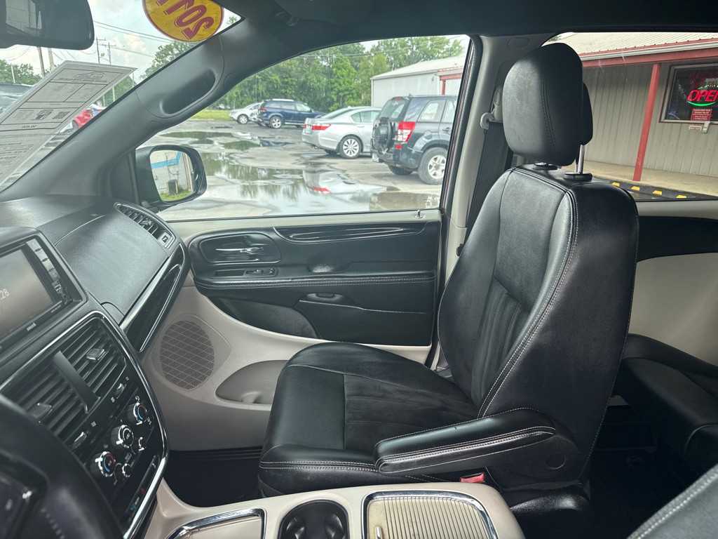 2017 Dodge Grand Caravan Image 10