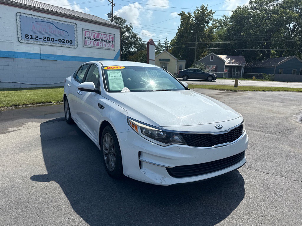 2017 Kia Optima Image 2