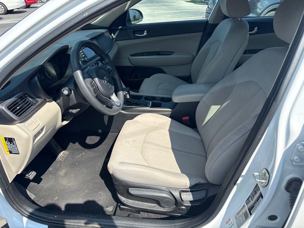 2017 Kia Optima Image 11
