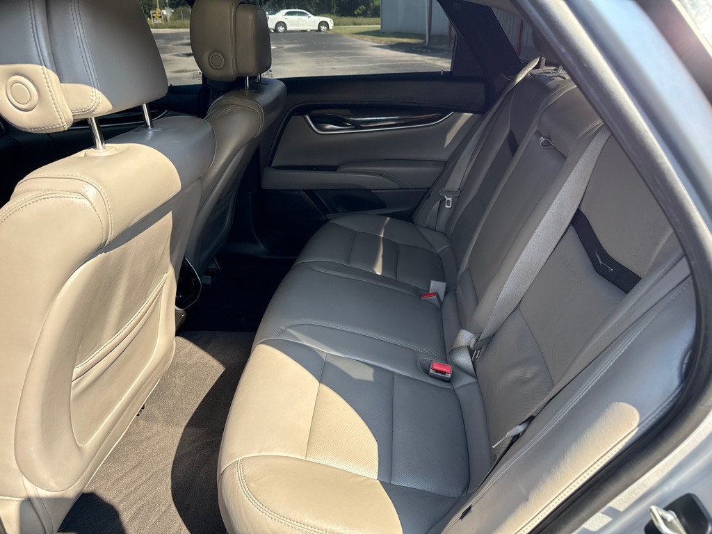 2013 Cadillac XTS Image 6