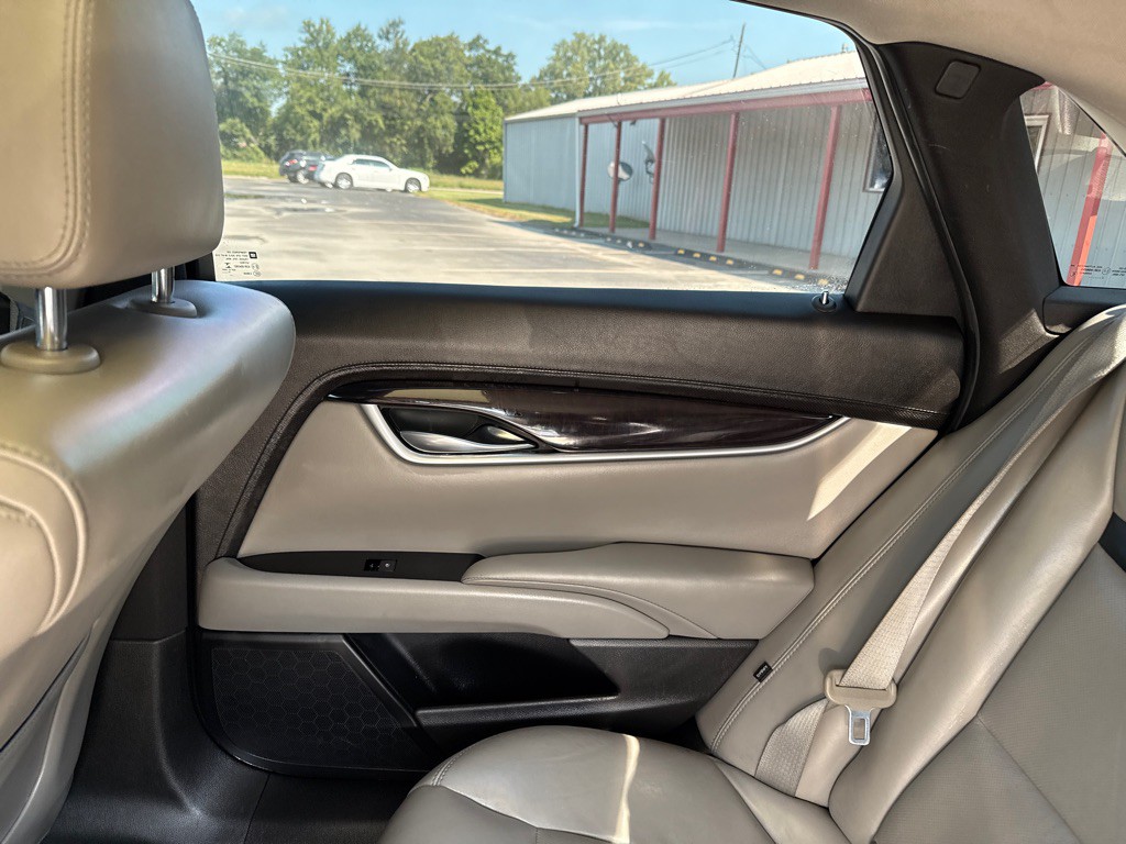 2013 Cadillac XTS Image 7