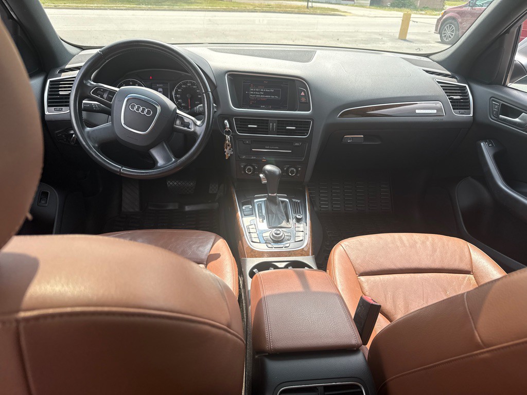 2011 Audi Q5 Image 12