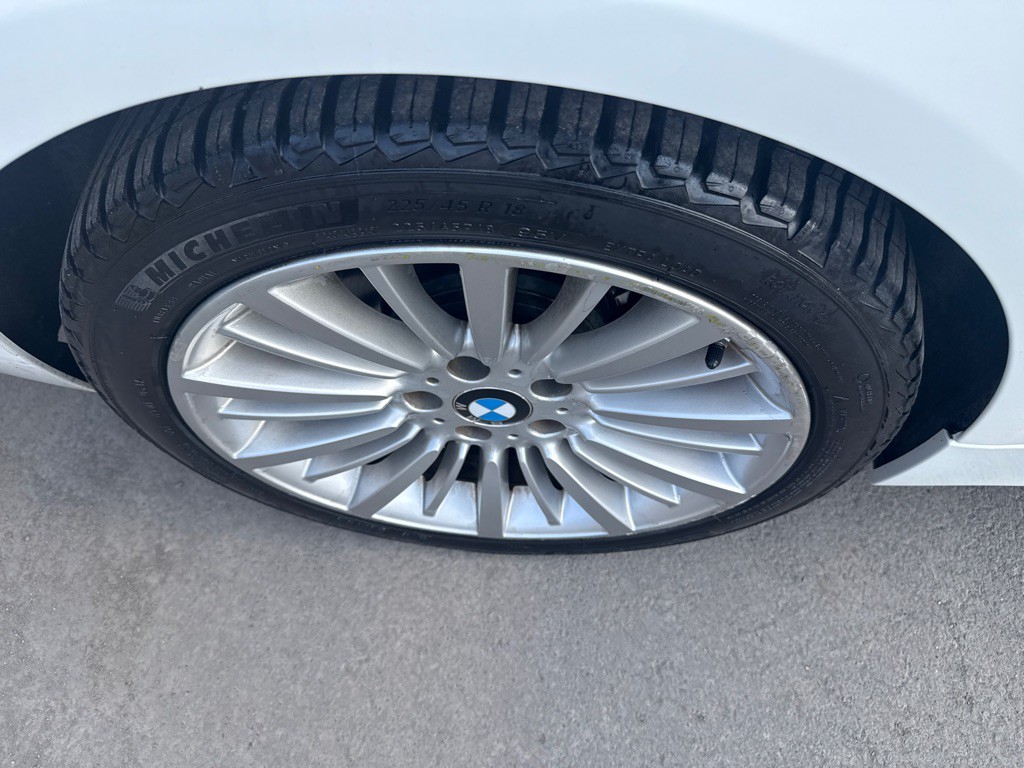 2015 BMW 3 Series Image 3