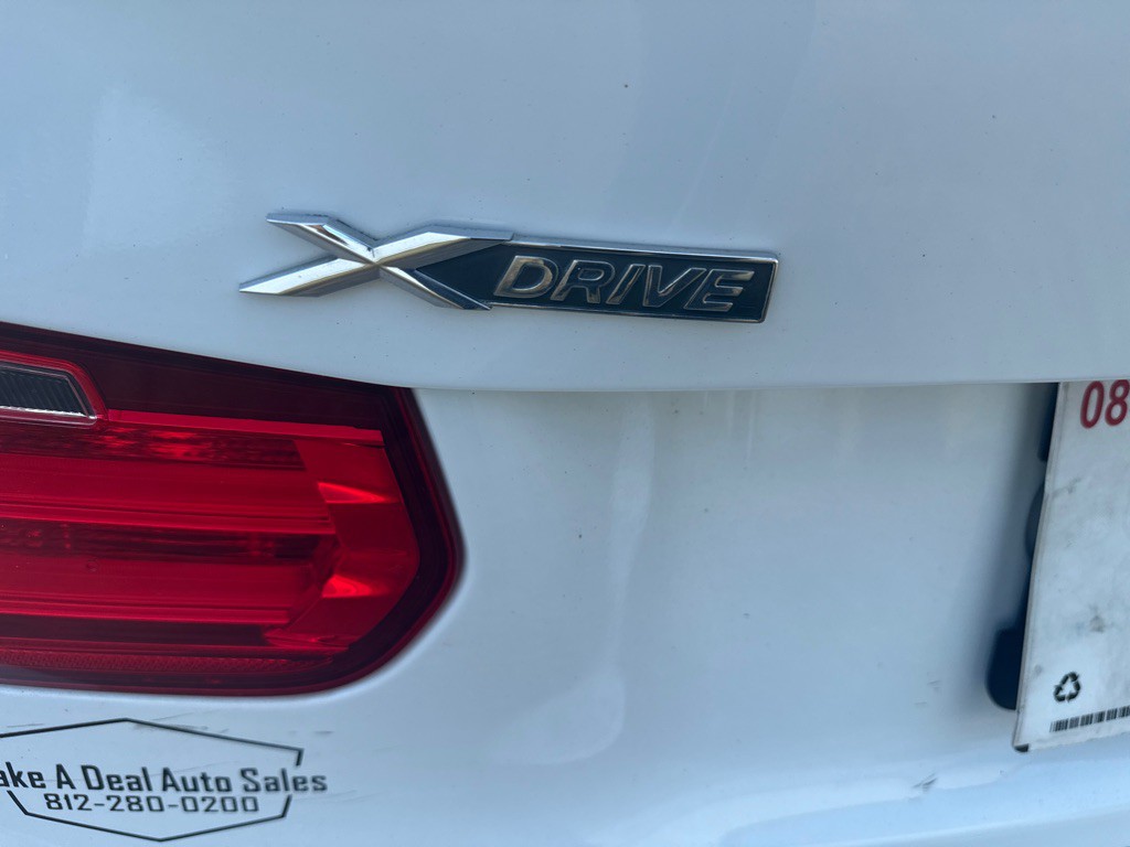 2015 BMW 3 Series Image 7