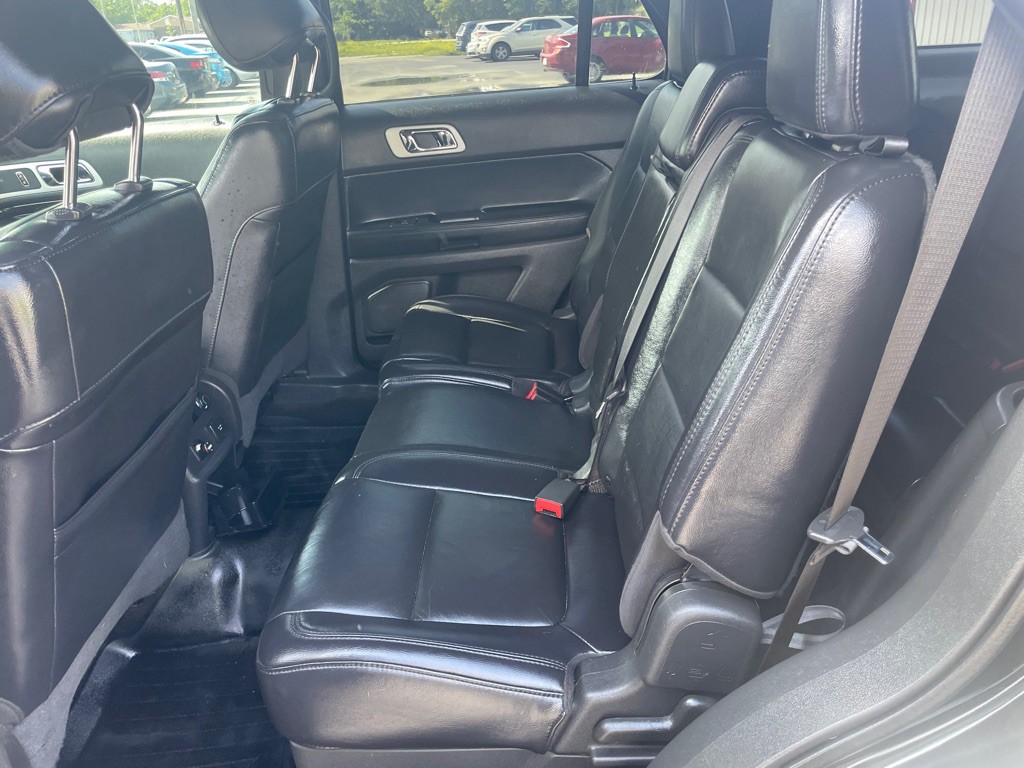 2013 Ford Explorer Image 7