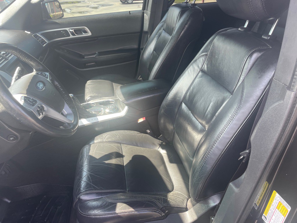 2013 Ford Explorer Image 11