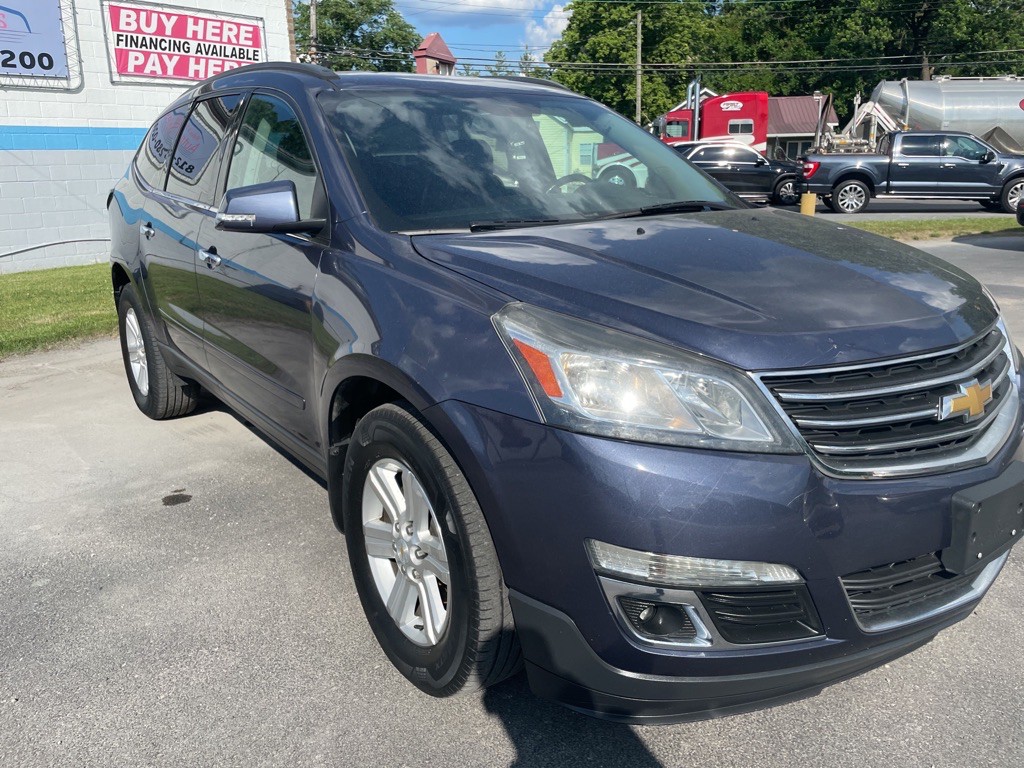 2014 Chevrolet Traverse Image 2