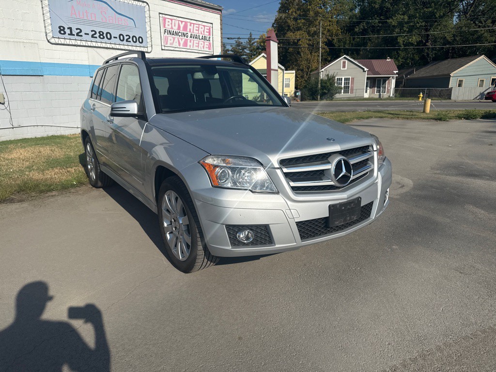 2012 Mercedes-Benz GLK-Class Image 2