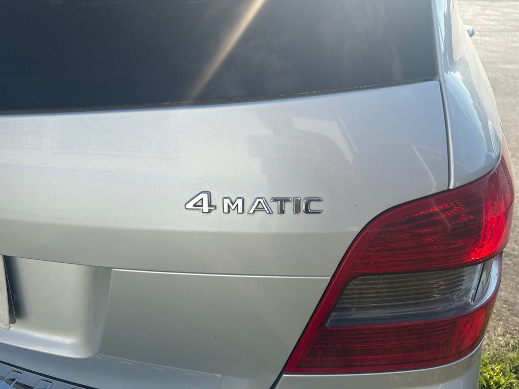 2012 Mercedes-Benz GLK-Class Image 6