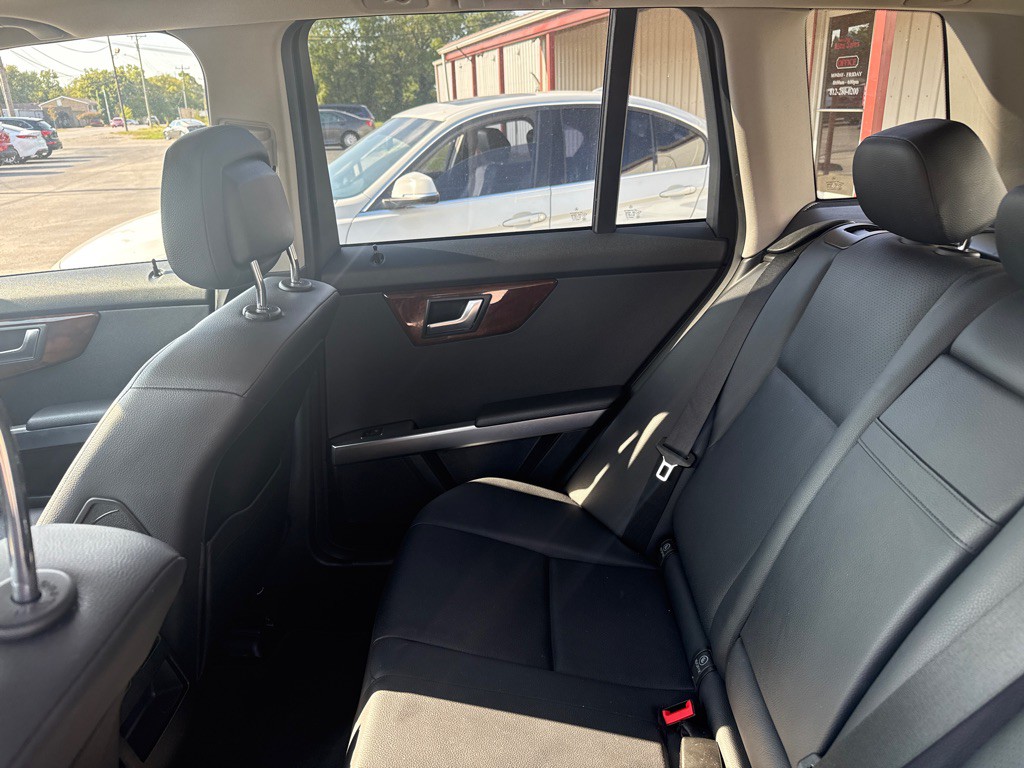 2012 Mercedes-Benz GLK-Class Image 9