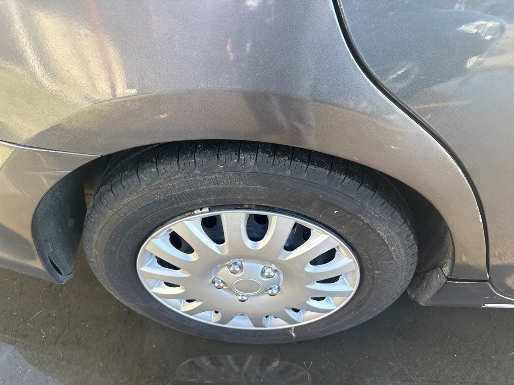 2012 Toyota Camry Image 3