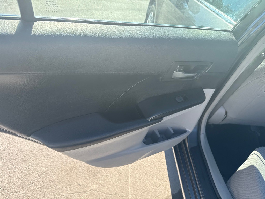 2012 Toyota Camry Image 9