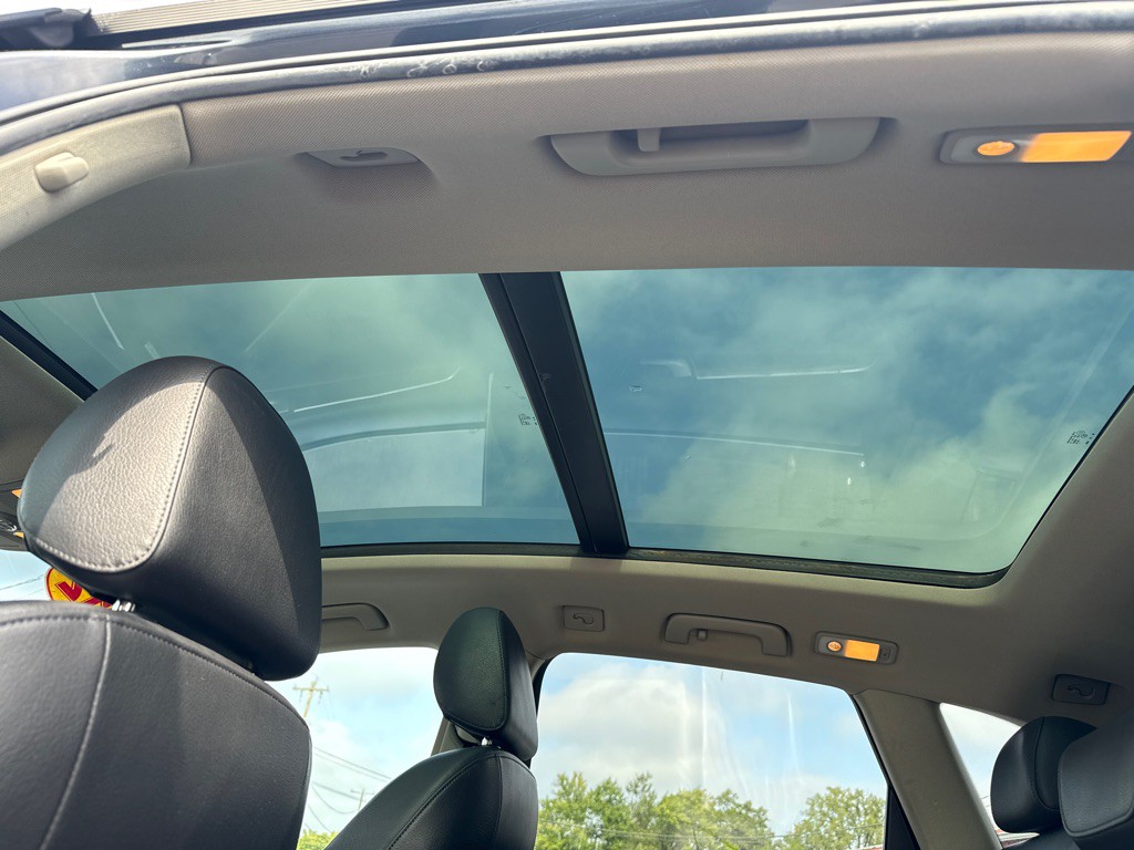 2012 Audi Q5 Image 10