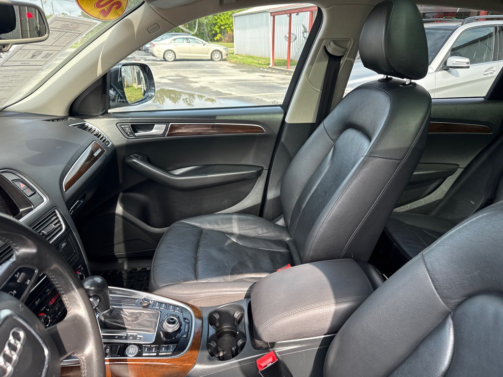 2012 Audi Q5 Image 12