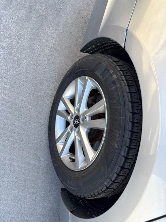 2017 Hyundai Sonata Image 4