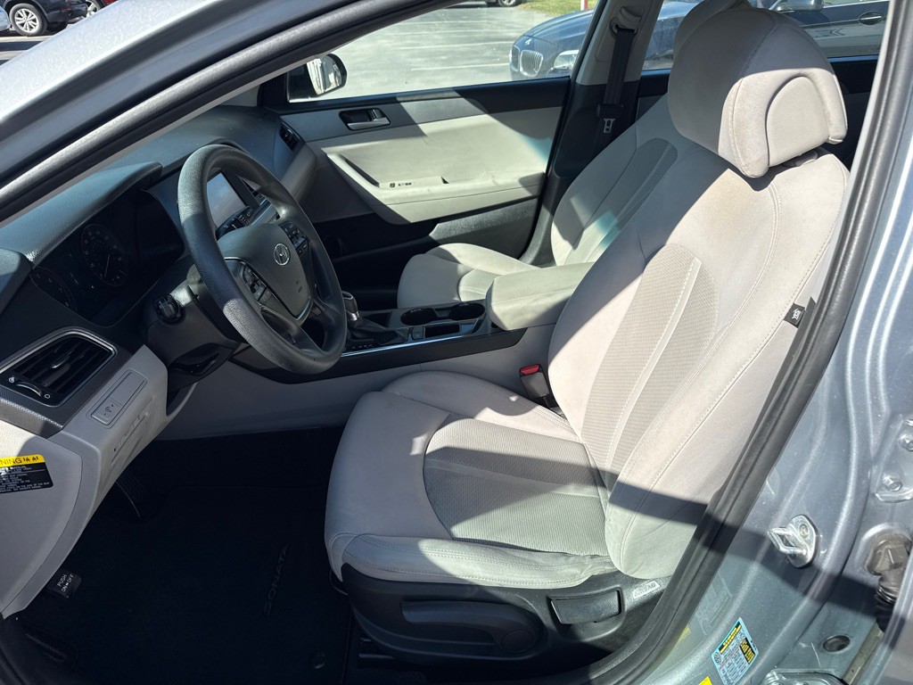 2017 Hyundai Sonata Image 12