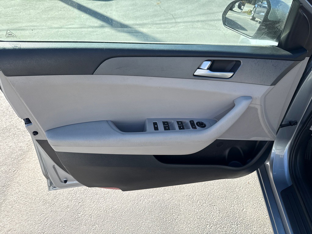 2017 Hyundai Sonata Image 14