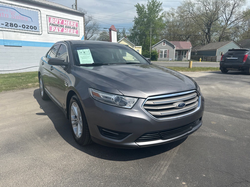 2013 Ford Taurus Image 2