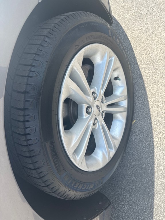 2013 Ford Taurus Image 3