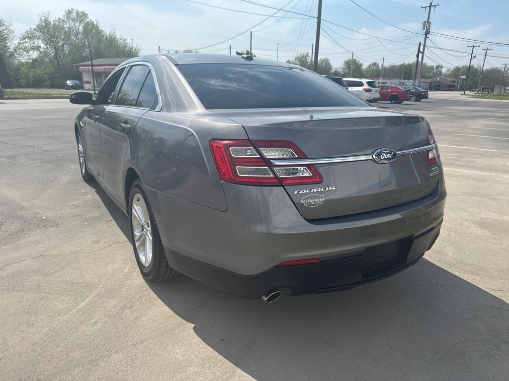 2013 Ford Taurus Image 6