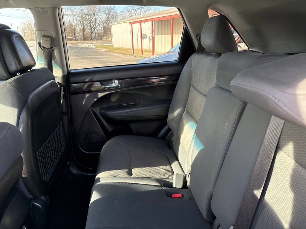 2013 Kia Sorento Image 7