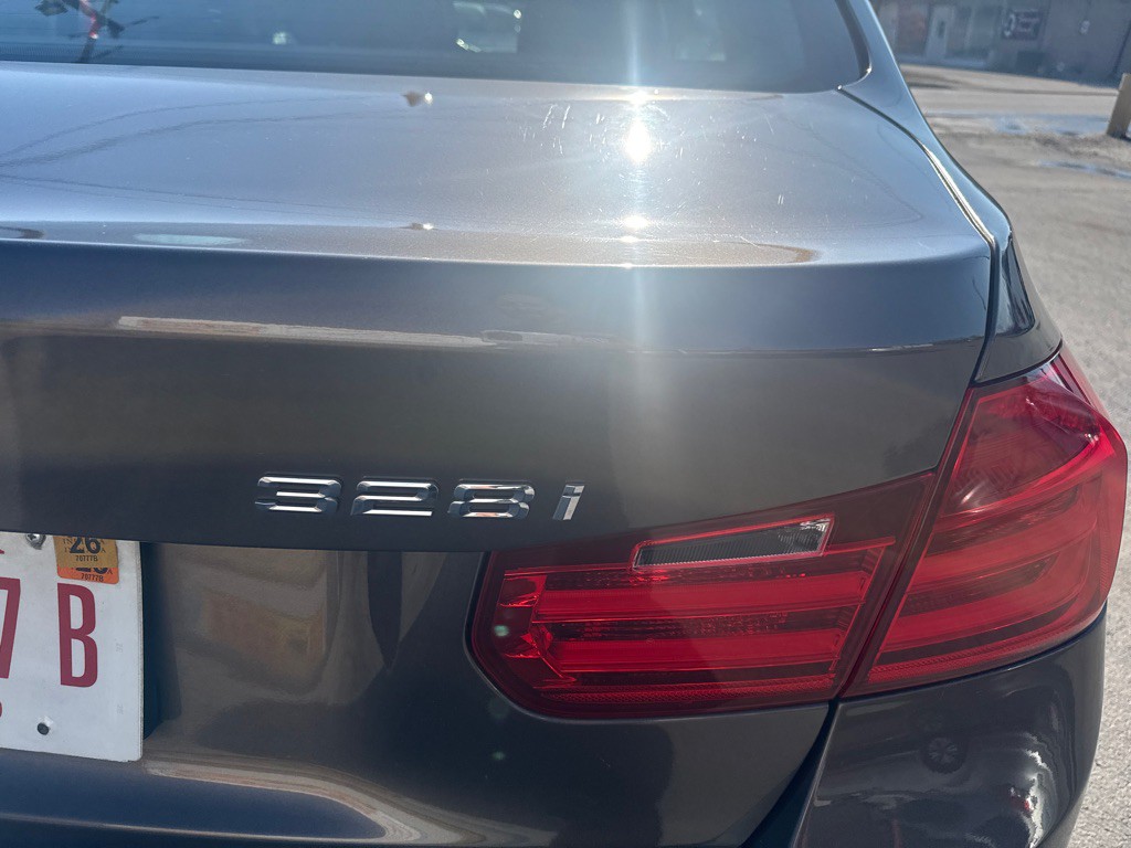 2014 BMW 3 Series Image 6