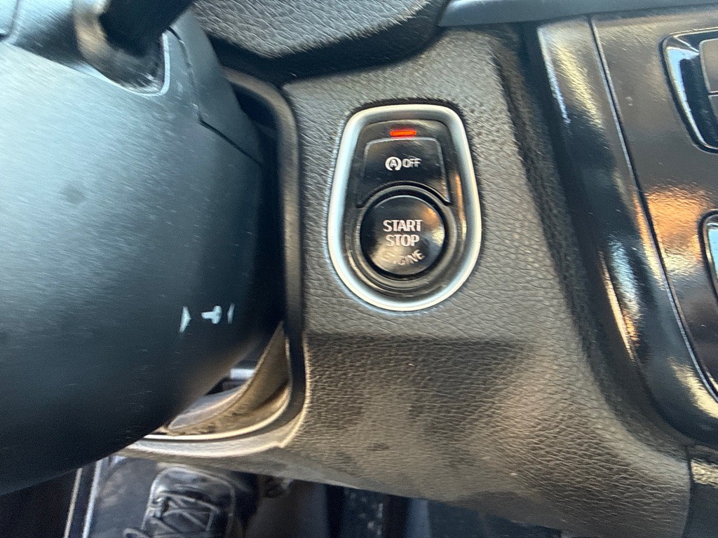 2014 BMW 3 Series Image 18