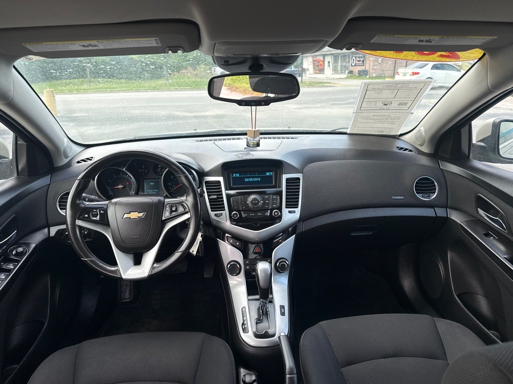2014 Chevrolet Cruze Image 11