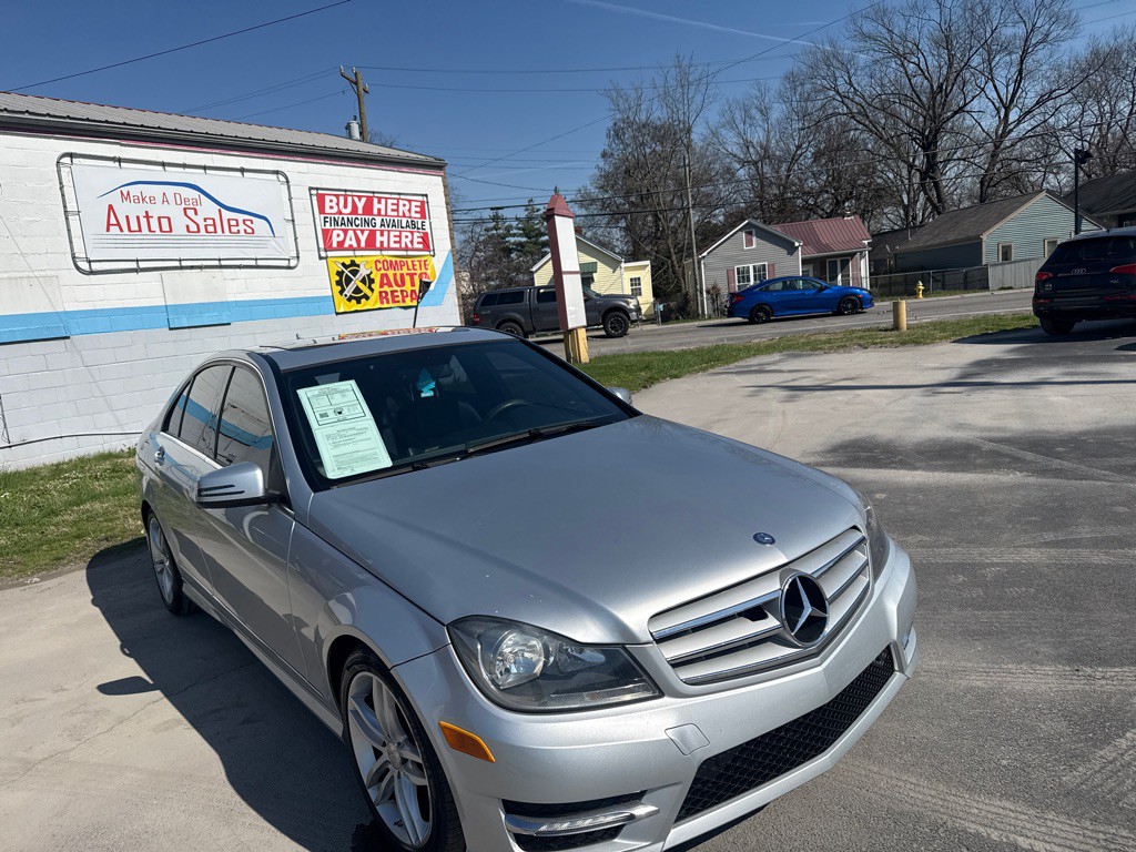 2012 Mercedes-Benz C-Class Image 2