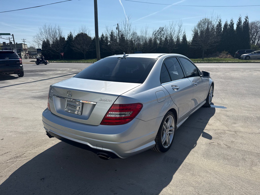 2012 Mercedes-Benz C-Class Image 4