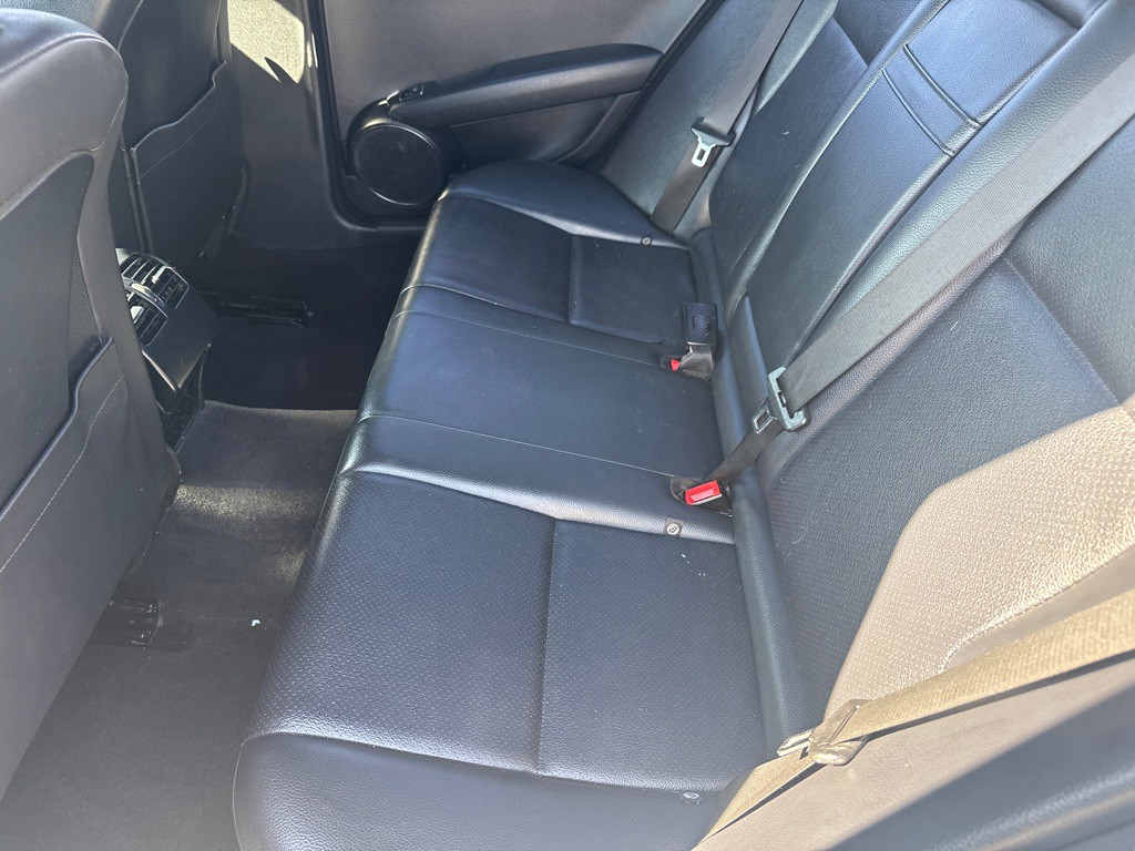 2012 Mercedes-Benz C-Class Image 11