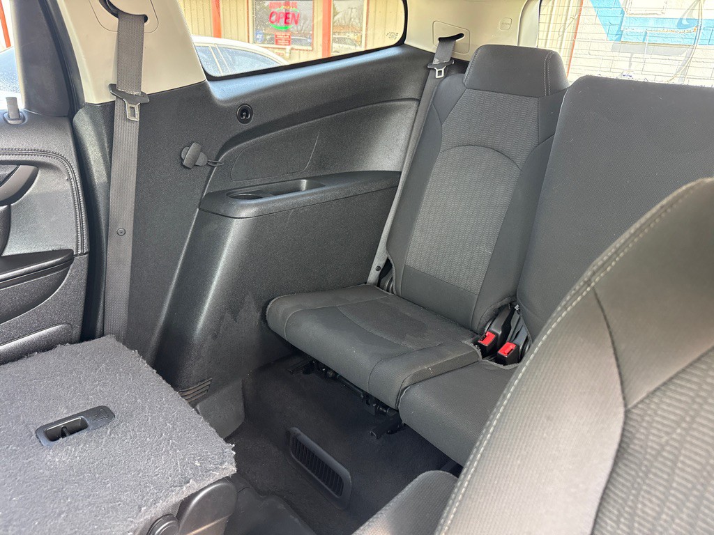 2017 Chevrolet Traverse Image 10