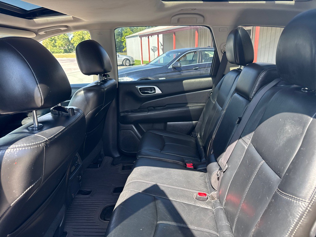 2014 Nissan Pathfinder Image 9