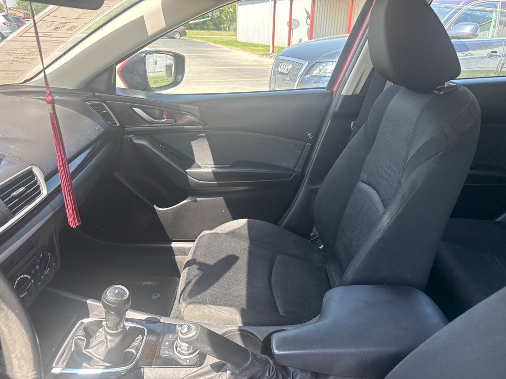 2015 Mazda Mazda3 Image 13