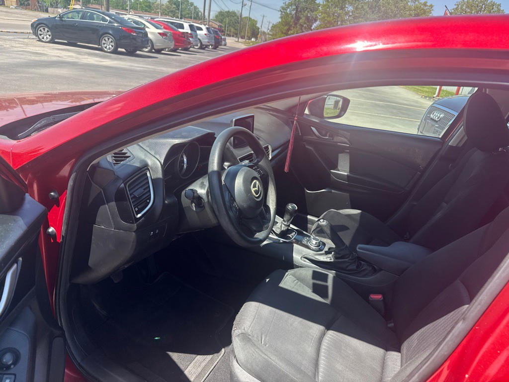 2015 Mazda Mazda3 Image 16