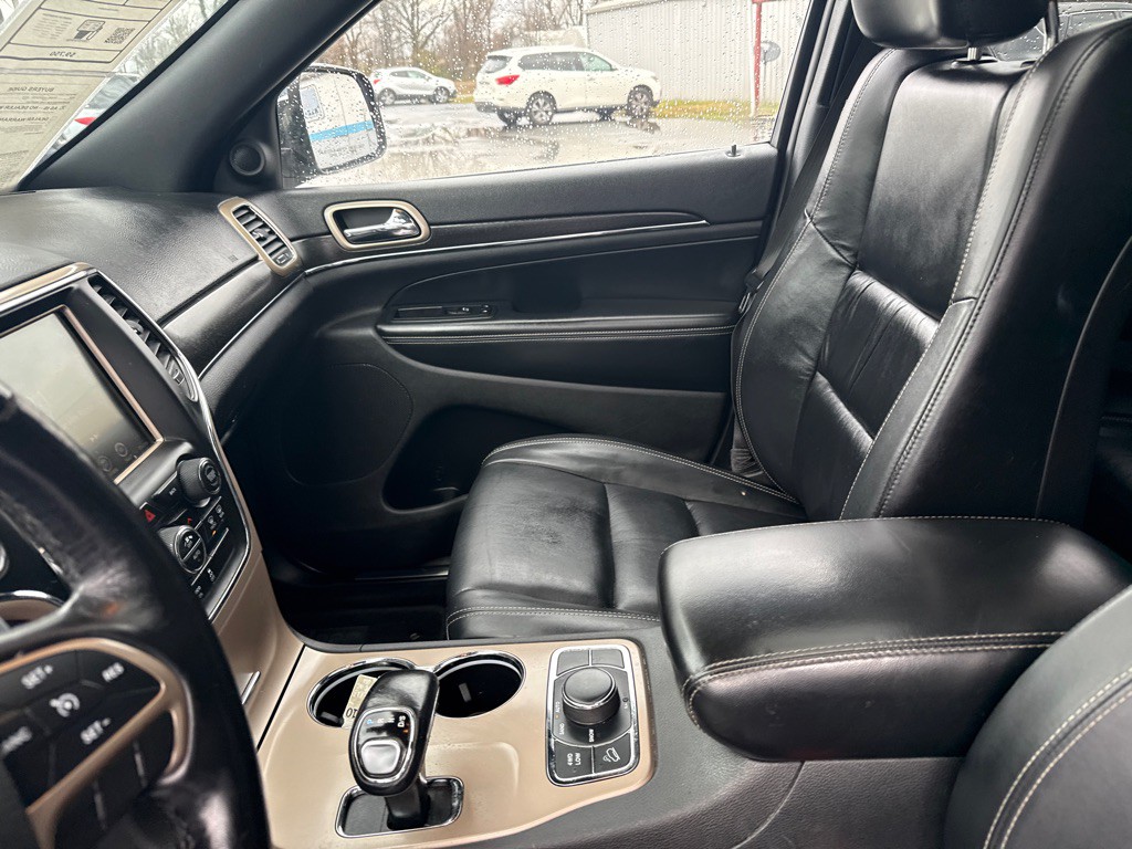 2015 Jeep Grand Cherokee Image 16