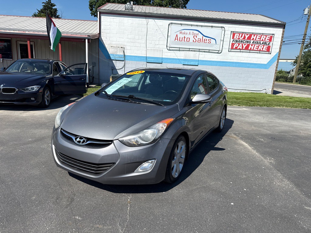 2013 Hyundai Elantra Image 1