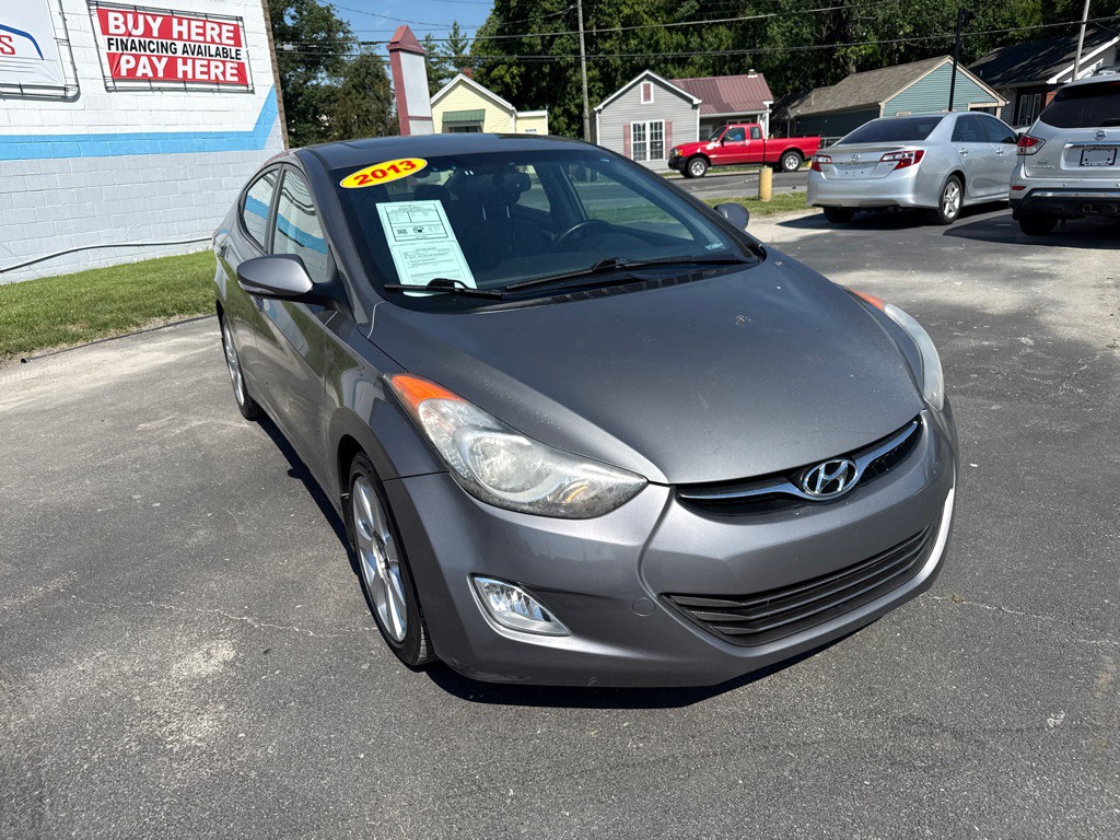 2013 Hyundai Elantra Image 2