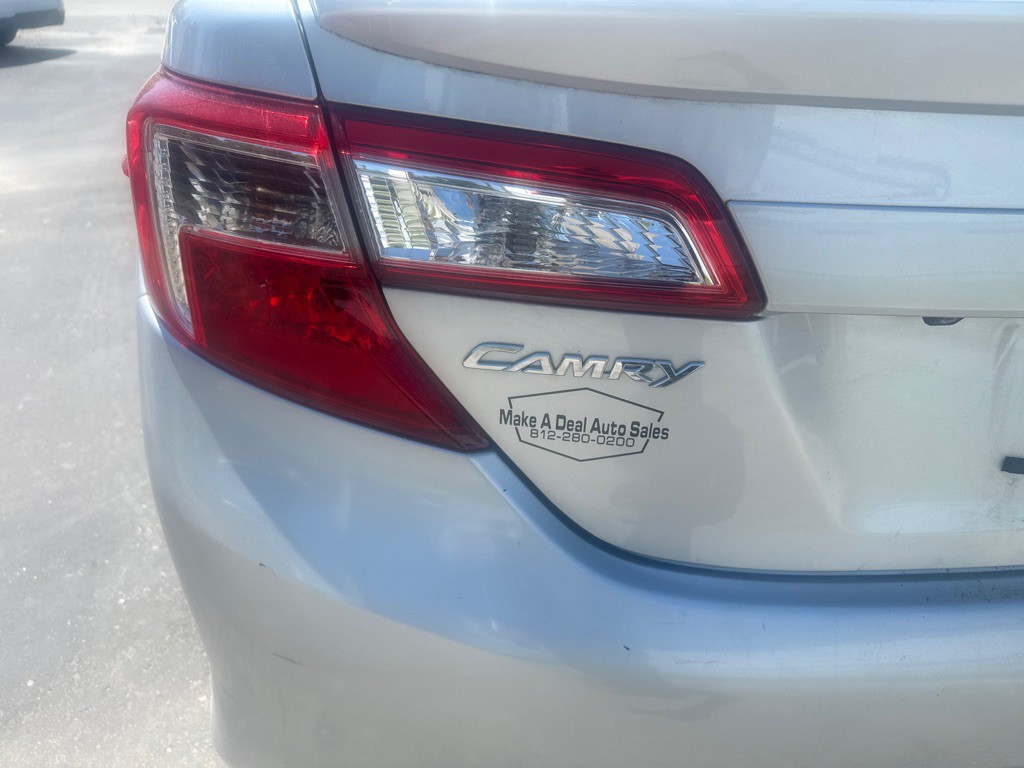 2014 Toyota Camry Image 7