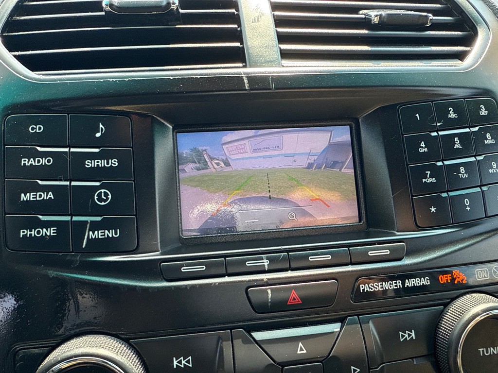 2017 Ford Explorer Image 15