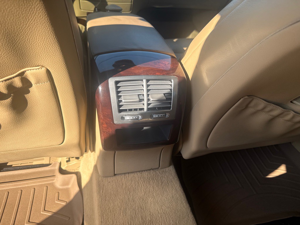 2011 Mercedes-Benz S-Class Image 11