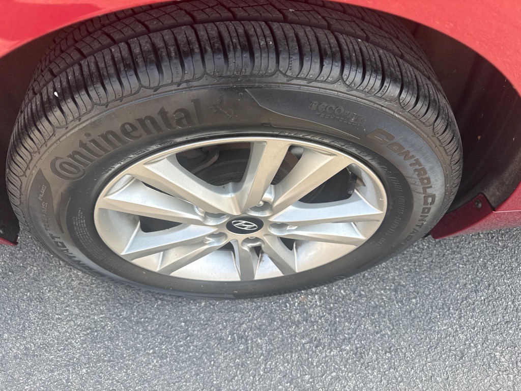 2015 Hyundai Sonata Image 4