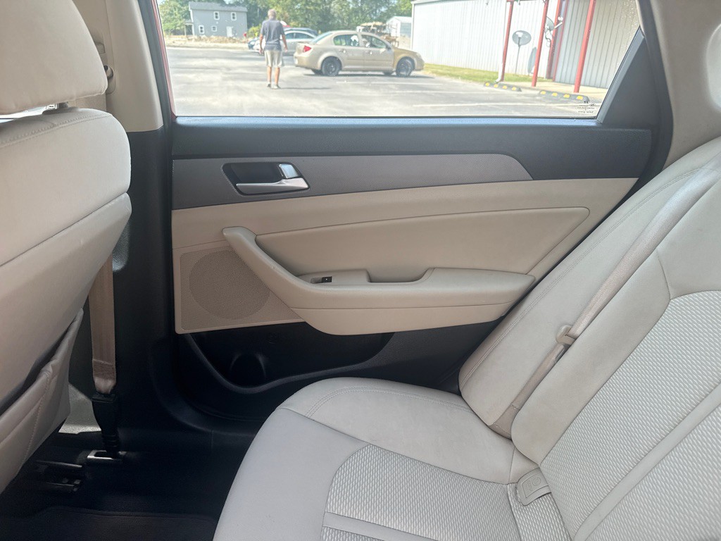 2015 Hyundai Sonata Image 8