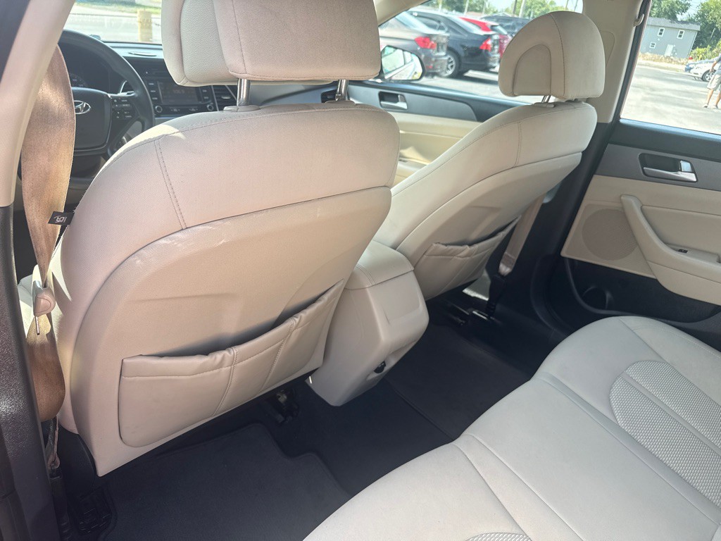 2015 Hyundai Sonata Image 9